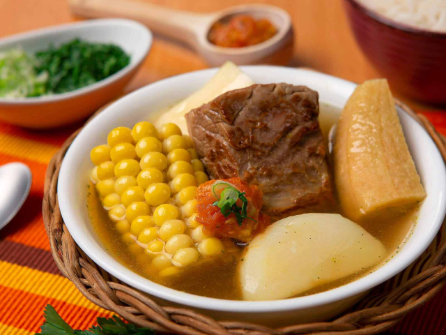 Sancocho de Res y Espinazo